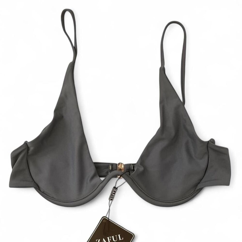 Zaful Grey Underwire Bikini Top Structured Minimalist Swim Women’s Medium